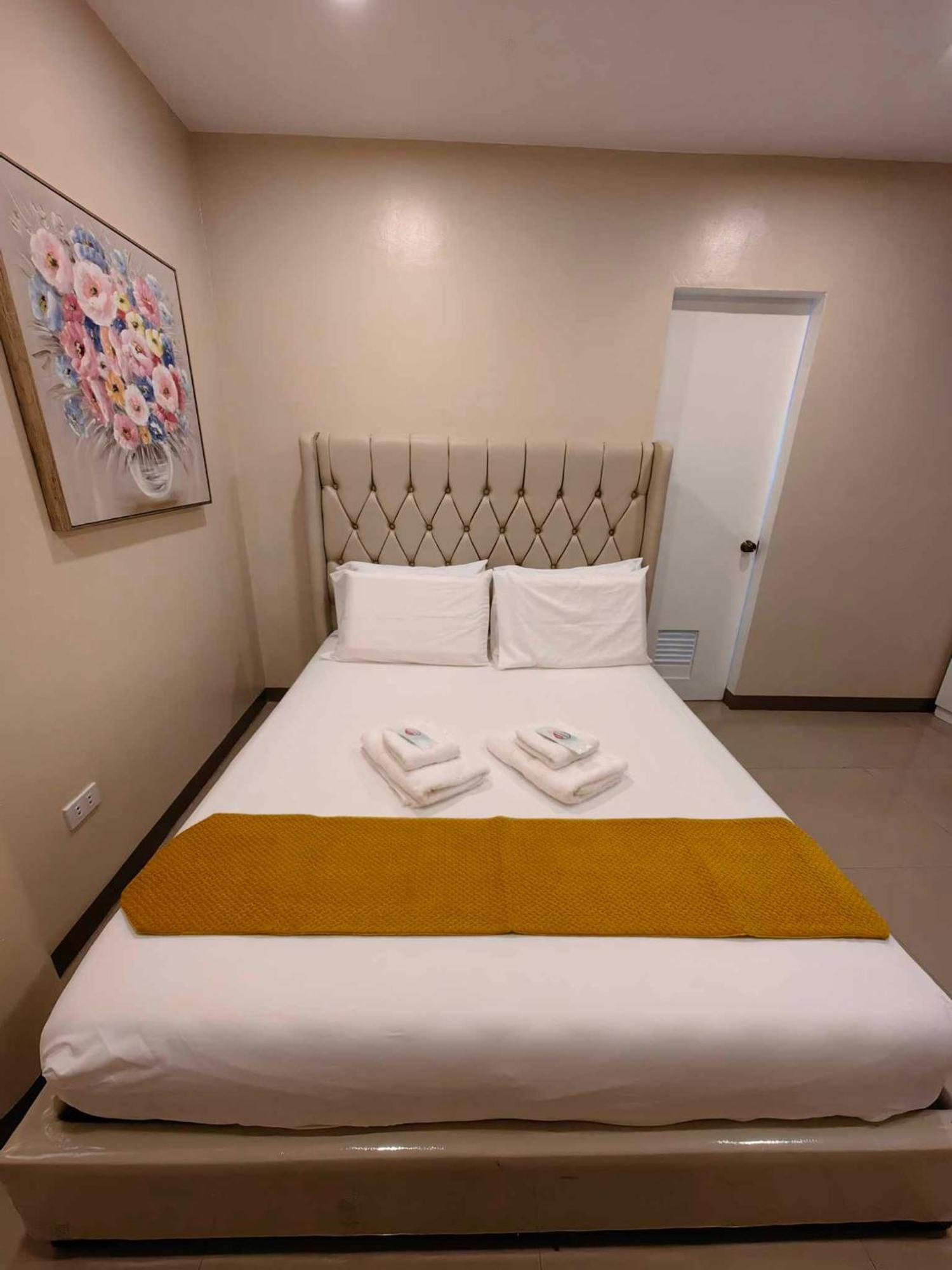 Primerose Residences - Near Mactan-Cebu International Airport マクタン エクステリア 写真